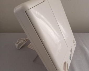 Espejo de maquillaje vintage con luz: estilo europeo, con tres posiciones de soporte