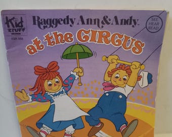 Libro de discos vintage de Raggedy Ann y Andy en el circo – Kid Stuff Records – See Hear Read – Libro de cuentos infantiles en vinilo – Libro infantil retro