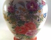 Japanese Vase, Satsuma, Flower Vase, Vintage Vase, Japan, Oriental Vase, Flower Pot, Red Trimmed Pot, Flower Arrangement, Asian Vase, Round