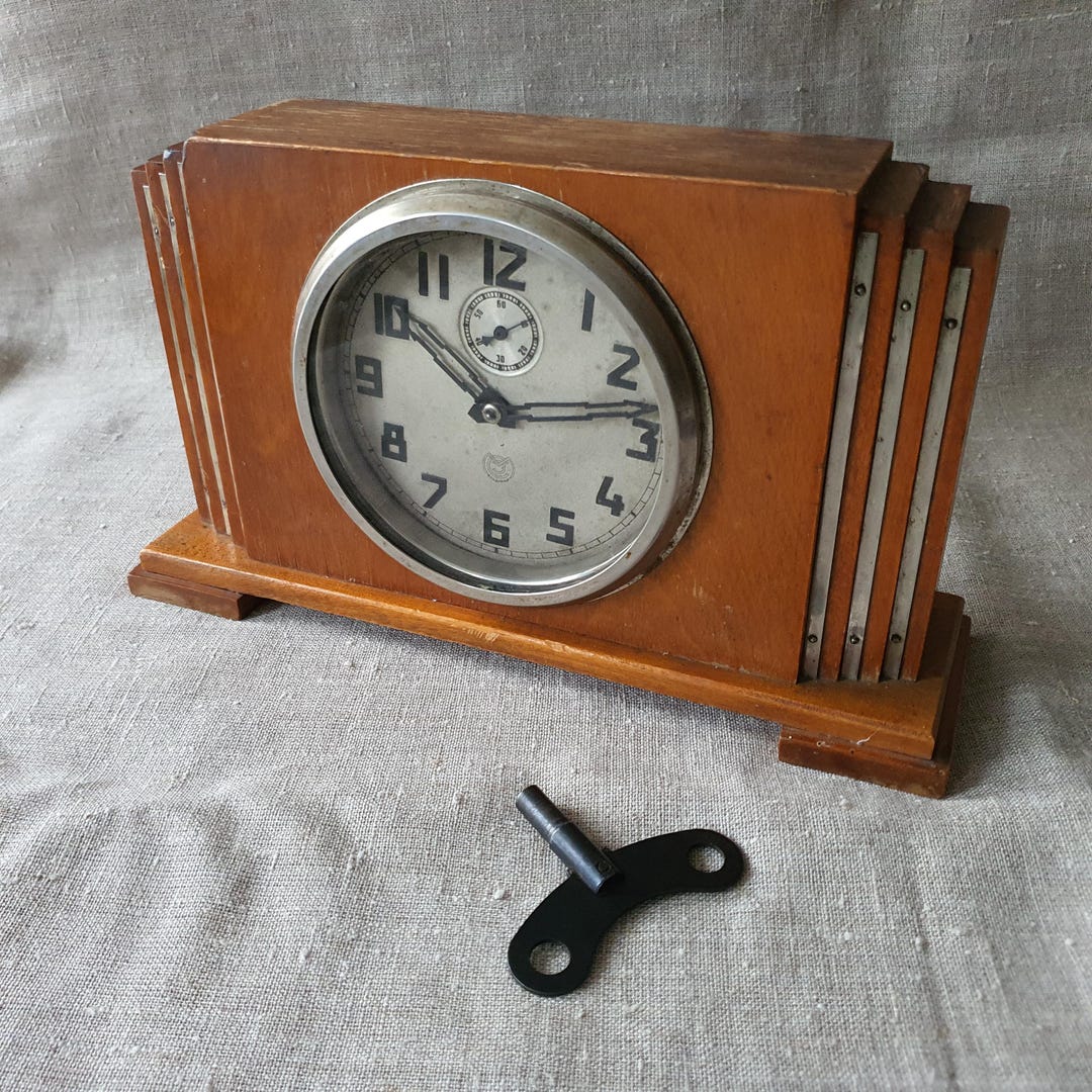 Soviet Table Clock VLADIMIR, Wooden Case, 1950s, No Chimes, USSR - Etsy