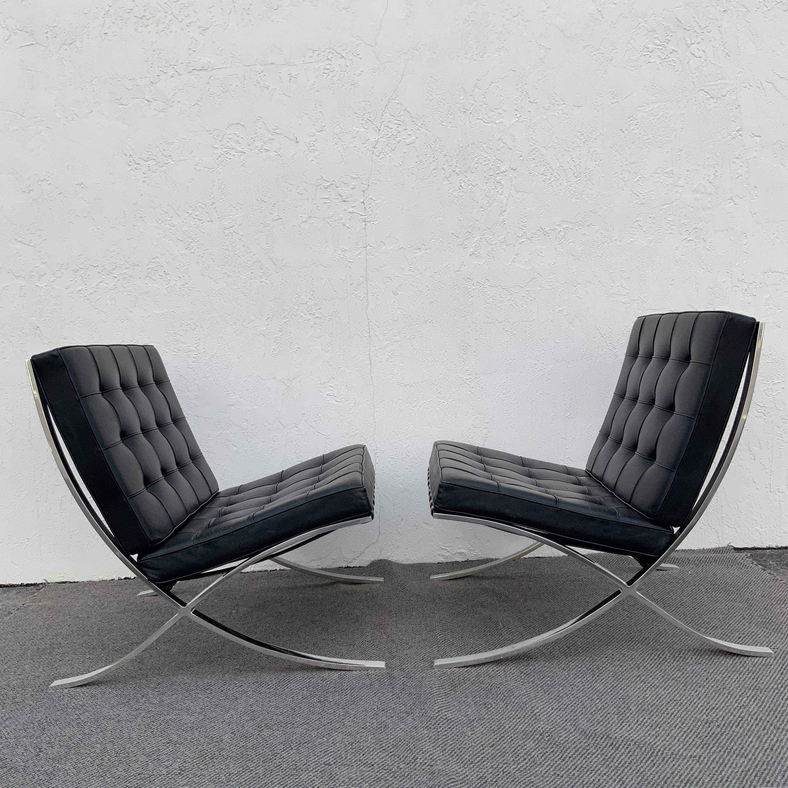Mie's on sale barcelona chair