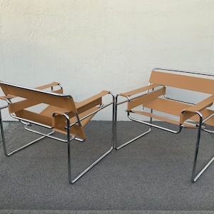 Marcel Breuer Wassily Leather Lounge chairs