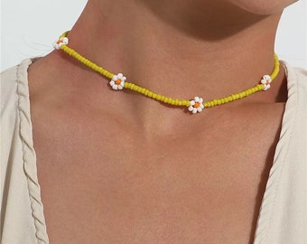 TWENTYONEAUGUST☆[QUEENIE] DAISY SMILEYFACE BEAD CHOKER QUEENIE】 DAISY BEAD CHOKER : twentyoneaugust-ww