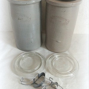 Set of 2 ancient preserving jars with lids and closures image 2