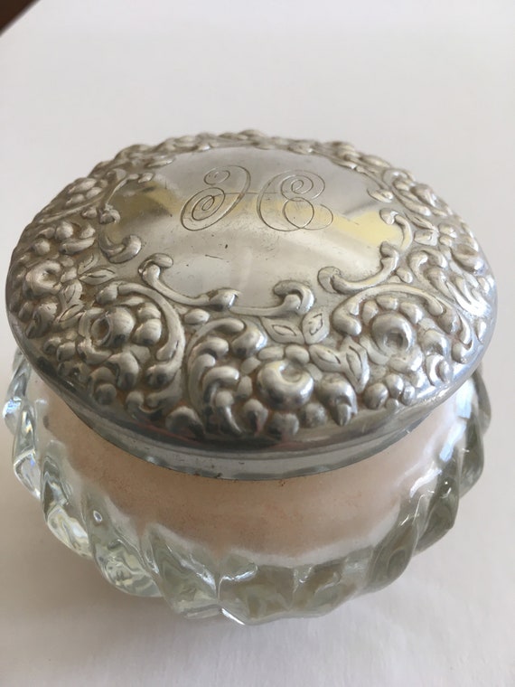 Houbigant vintage glass powder box dresser jar