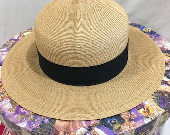 Vintage 1980's made in Italy 100% straw hat