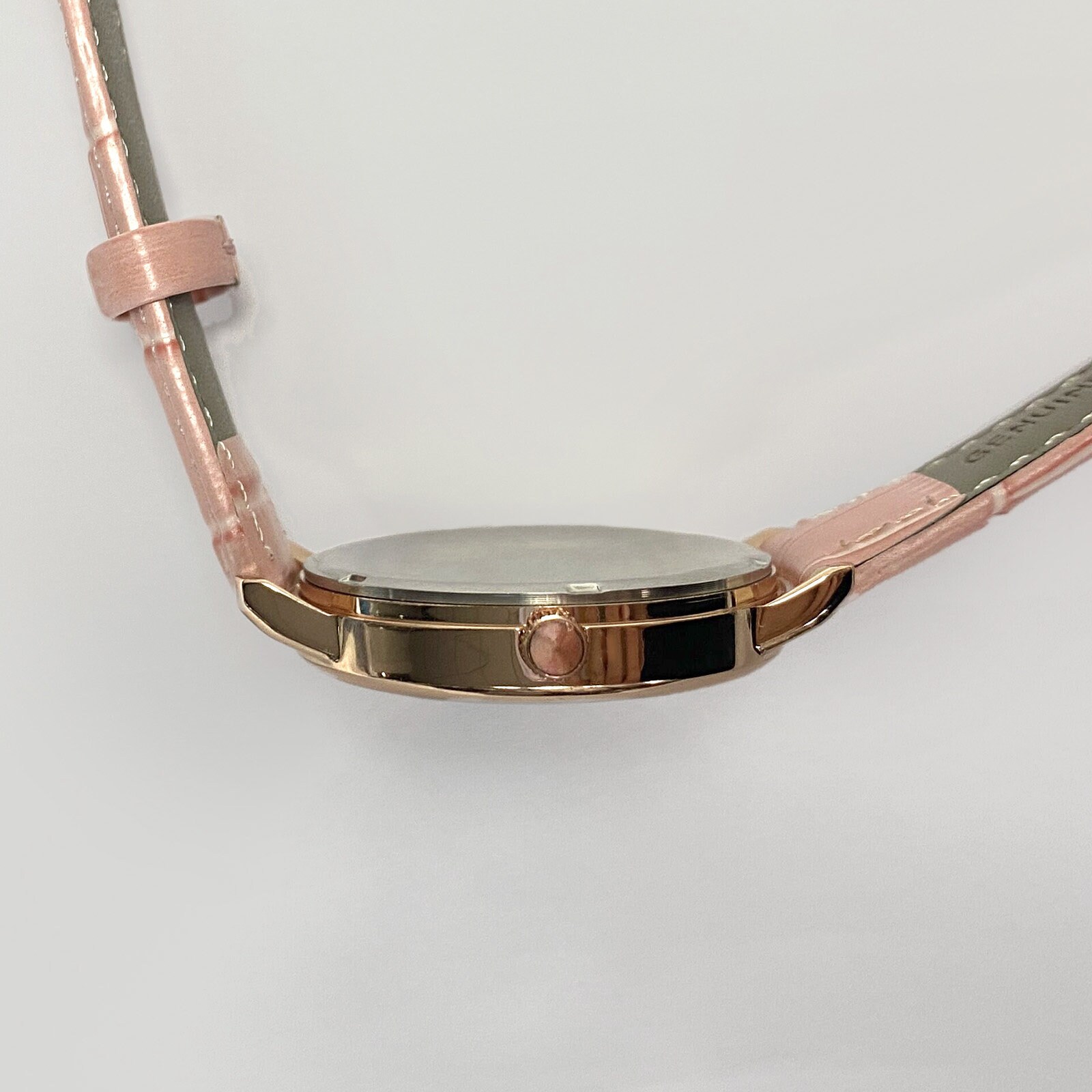 Rose Gold Bracelet Watch with Hummingbird Dial Hummingbird Watch: Rose Gold, Personalized Women main image 2
