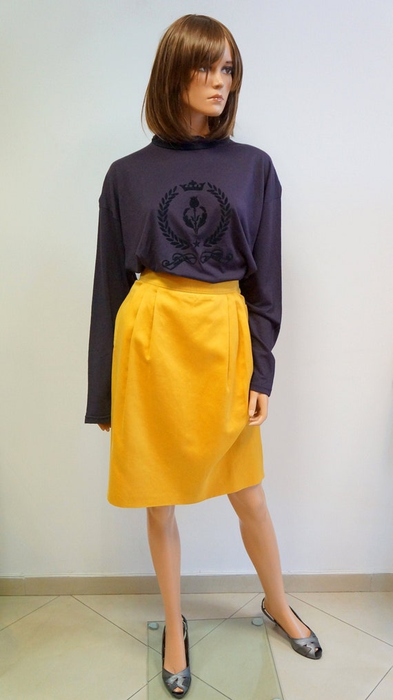 Burberry yellow skirt, vintage burberry pencil ski