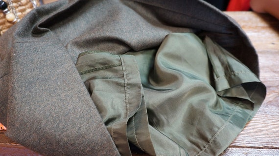 wool pencil skirt, vintage bottle green woolen sk… - image 3