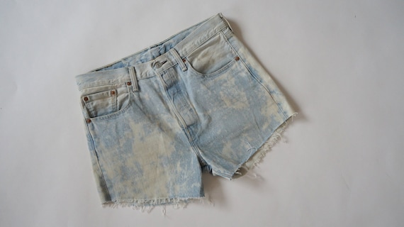 Levis 501 shorts Vintage denim shorts light blue t