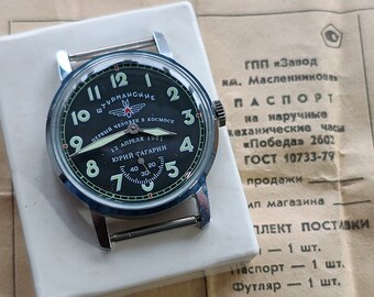 POBEDA STURMANSKIE GAGARIN  sHTURMANSKIE uSSR russian watch cCCP