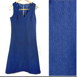 Abito a tubino anni '70, stile trapuntato blu fatto a mano, abbigliamento vintage da donna anni '70