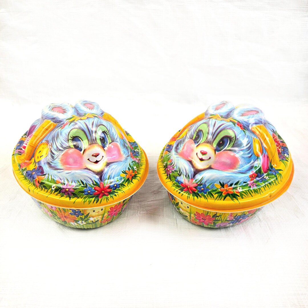 1960s Molded Plastic Easter Bunny Rabbit Candy / Egg Container W/ Lid ...