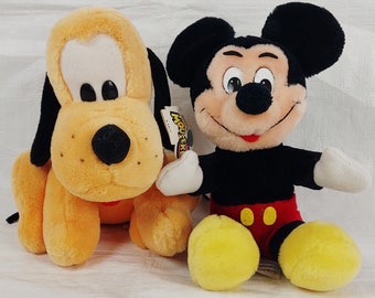 Set de peluches de peluche Mousketoys de Disney de la década de 1990, lote 2, Mickey Mouse Plutón, peluches de animales rellenos vintage de los años 90, dibujos animados de Disneyana