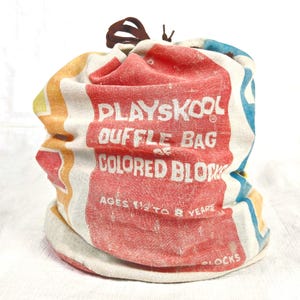 Bolsa de lona con bloques Playskool de los años 60, lote 75, juguetes infantiles vintage de los años 60 para guardería, preescolar y primaria, aprendizaje temprano de habilidades motoras.