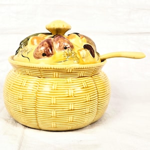 1960s Country Vegetable Theme Soup Tureen / Bowl w/ Notched Lid & Ladle, Ceramic, Vintage 60s Home Kitchen Baking Cooking Dining Party