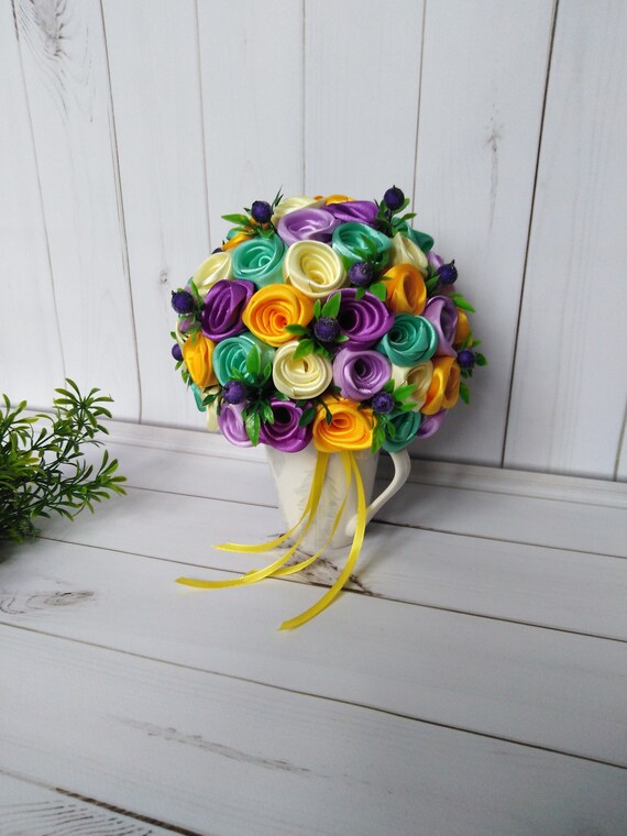 Bouquet In A Cup With Roses Home Decor Flowers Interior Decor A Gift For Mother Home And Life Flower Arrangement Cup With Flowers