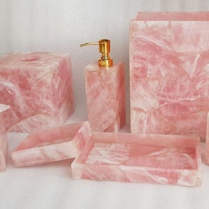 Set da bagno in quarzo rosa / Scatola di fazzoletti in quarzo rosa / Pompa erogatrice di sapone in quarzo rosa / Set di 7 pezzi per l'arredo bagno in quarzo / Portaspazzolino da denti