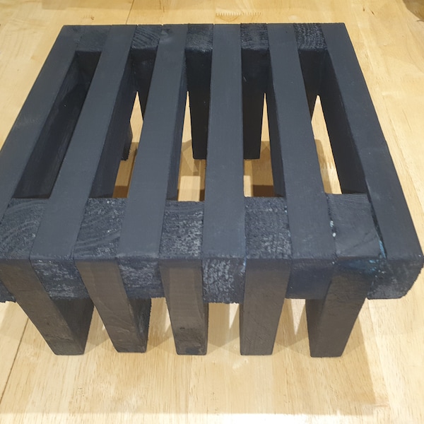 Wooden Plant Pot Stand Flower recycled wood Display Shelf Garden Patio small indoors outdoors painted any colour pot stand hand made
