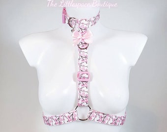The Sakura Petplay Puppy Kitten Style Harness with Detachable Collar and Optional Leash
