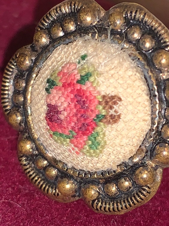 Handmade vintage Victorian needle point ring. Ros… - image 2