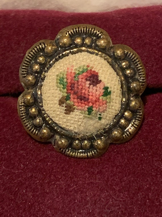 Handmade vintage Victorian needle point ring. Ros… - image 7