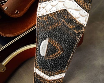 Relic leather guitar strap