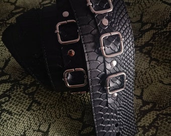 Leather guitar strap with buckles