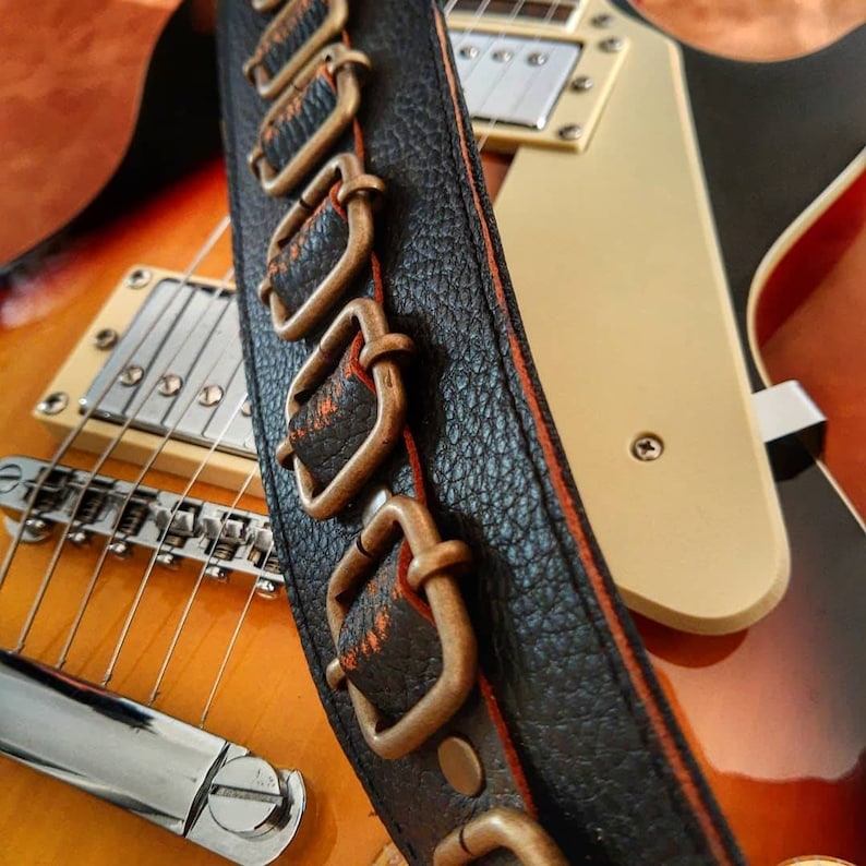 Leg leather guitar strap Relic effect image 1