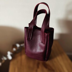 Women's leather bag