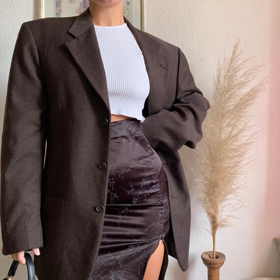 brown oversized blazer