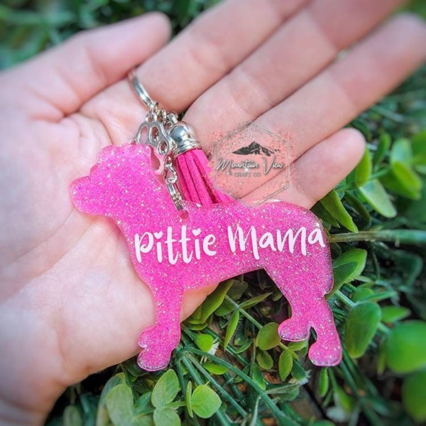 Customizable pitbull keychain, personalized pitbull keychain, pitbull mom, pitbull gifts, dog mom gifts, pittie mom, uncropped ears
