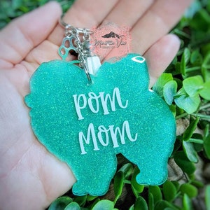 Customizable Pomeranian Keychain, Personalized Pomeranian Keychain, Pom Mom, Pomeranian Gifts, Pomeranian Mama