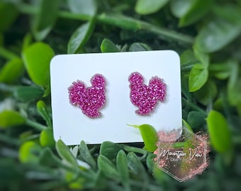 Silkie Chicken Stud Earrings, Chicken earrings, Silkie chicken gifts, Minimalist Earrings, Hypoallergenic, Chicken decor, chicken jewelry
