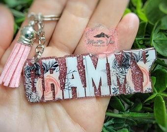 Customizable Grammy keychain, Glitter Grammy keychain, grandma keychain, personalized mother's day gift, grandma gifts, gifts for Grammy