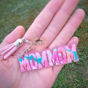 Customizable MomMom keychain, Glitter MomMom keychain, grandma keychain, personalized mother's day gift, grandma gifts, gifts for MomMom