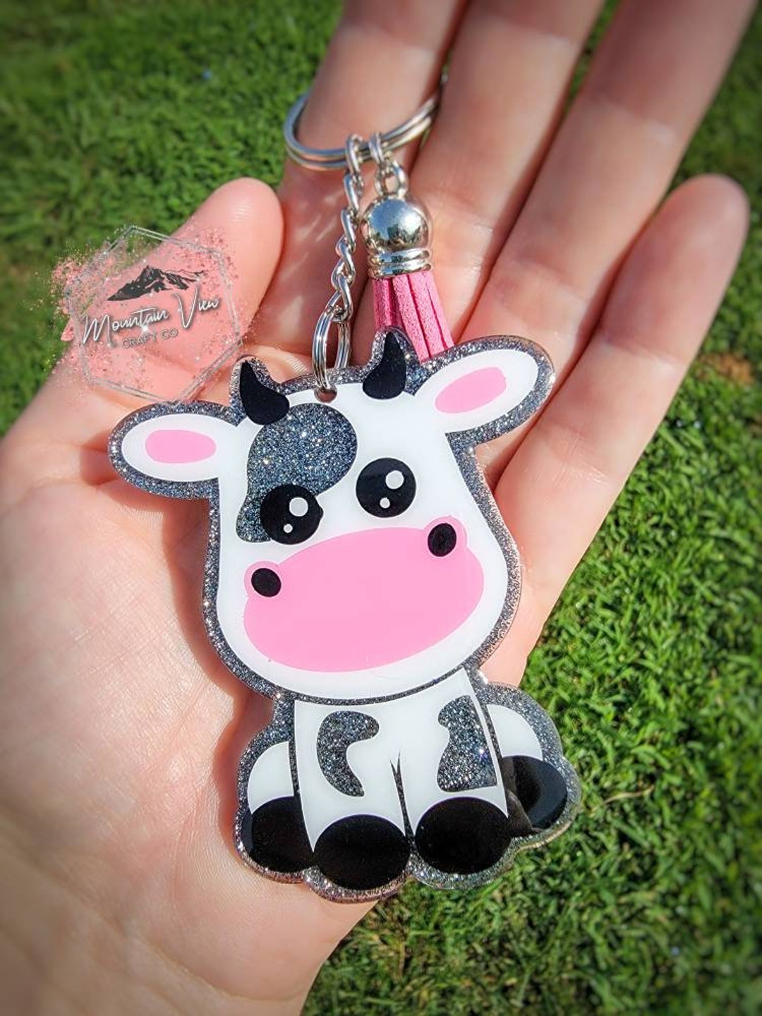 Cute Sitting Cow Glitter Keychain, Cow Keychain, Cow Gifts, Cow  Accsssories, Car Accessories, Cow Decor, Cow Lover Gifts, Cute Cow Decor 