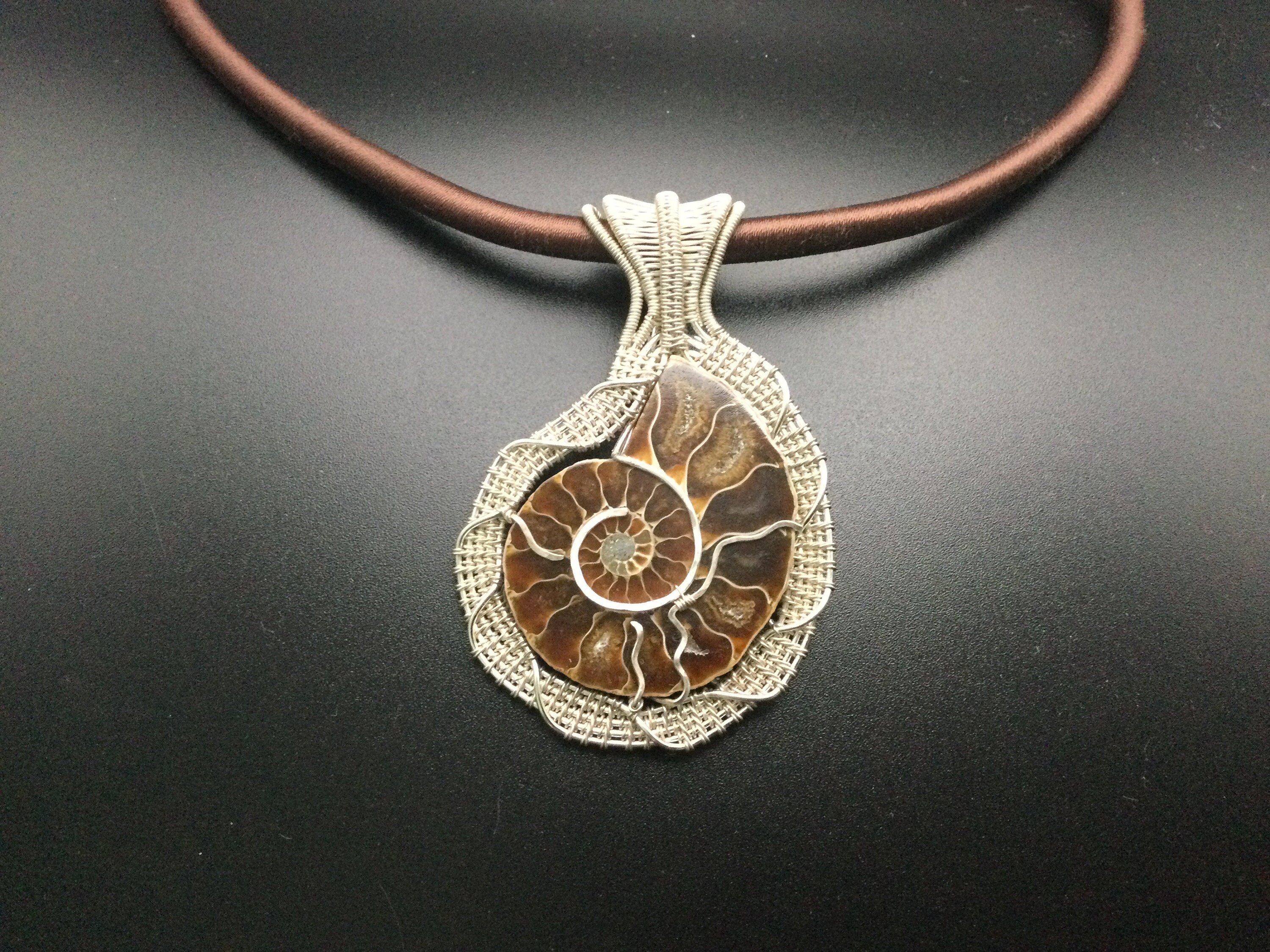 すんごい！アンモナイトのネックレスだよ！ すんごい！アンモナイトのネックレスだよ！ すんごい