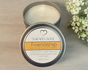 Vela de la amistad - corazón incrustado de color naranja claro - aroma a fresa, guayaba y néctar de melocotón