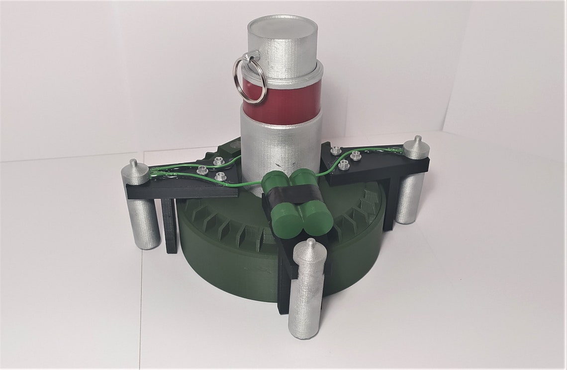 Fuze Cluster charge Cosplay 3D printed replica | Etsy