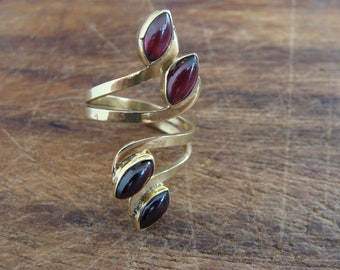 Goa Brass Ring Moonstone Garnet