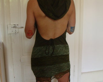 Backless hooded dress with lace and beautiful details