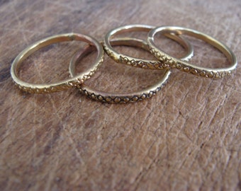 Single filigree ring hippie brass bronze