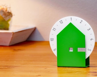 Horloge de table « solo » en tôle d'acier peinte et béton - Horloge de bureau « solo » en tôle d'acier peinte et béton, fabriquée à la main en Allemagne