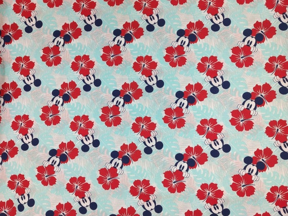 Space Mission Cotton Fabric BTY 1 Yard Mickey /& Donald Race to Space