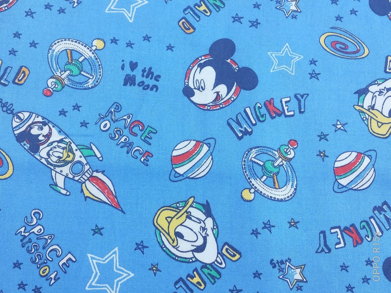 Space Mission Cotton Fabric BTY 1 Yard Mickey /& Donald Race to Space