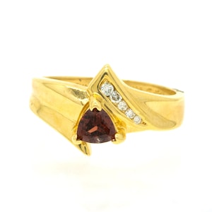14KT Yellow Gold 1.08ctw Trillion Cut Prong Set Garnet and Diamond Ring