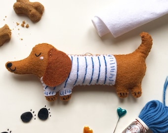 Pdf Instructions to Sew Your Own Sausage Dog Feltie, Plush sewing pattern, sausage dog stuffie, sausage dog plushie, digital sewing pattern