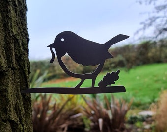 Rusty robin - Rusty metal robin on branch - rusty metal bird - garden bird - garden ornament - garden metal art ,new 2