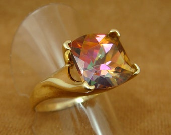 Vintage Large 7 ct Cushion Cut Azotic Topaz Ring 10K Yellow Gold - Size 8.5